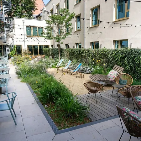Cocoon Sendlinger Tor מלון