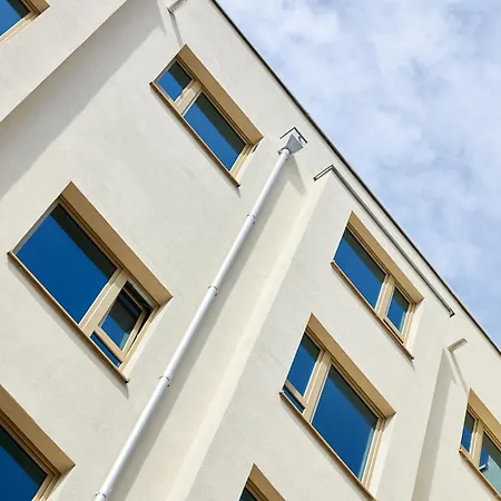 Cocoon Sendlinger Tor 4* מינכן