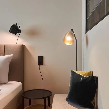 Cocoon Sendlinger Tor 4* מינכן