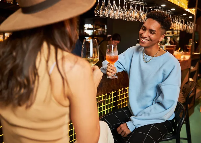 Cocoon Sendlinger Tor מלון 4*