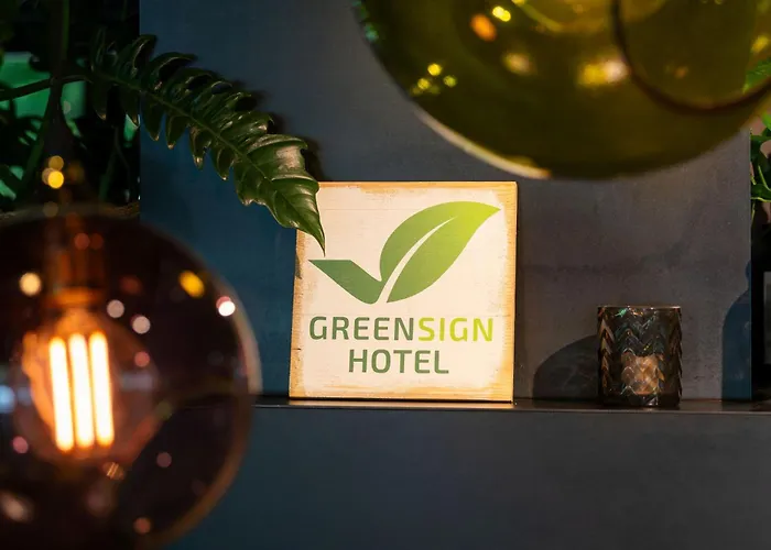 מלון Cocoon Sendlinger Tor 4*